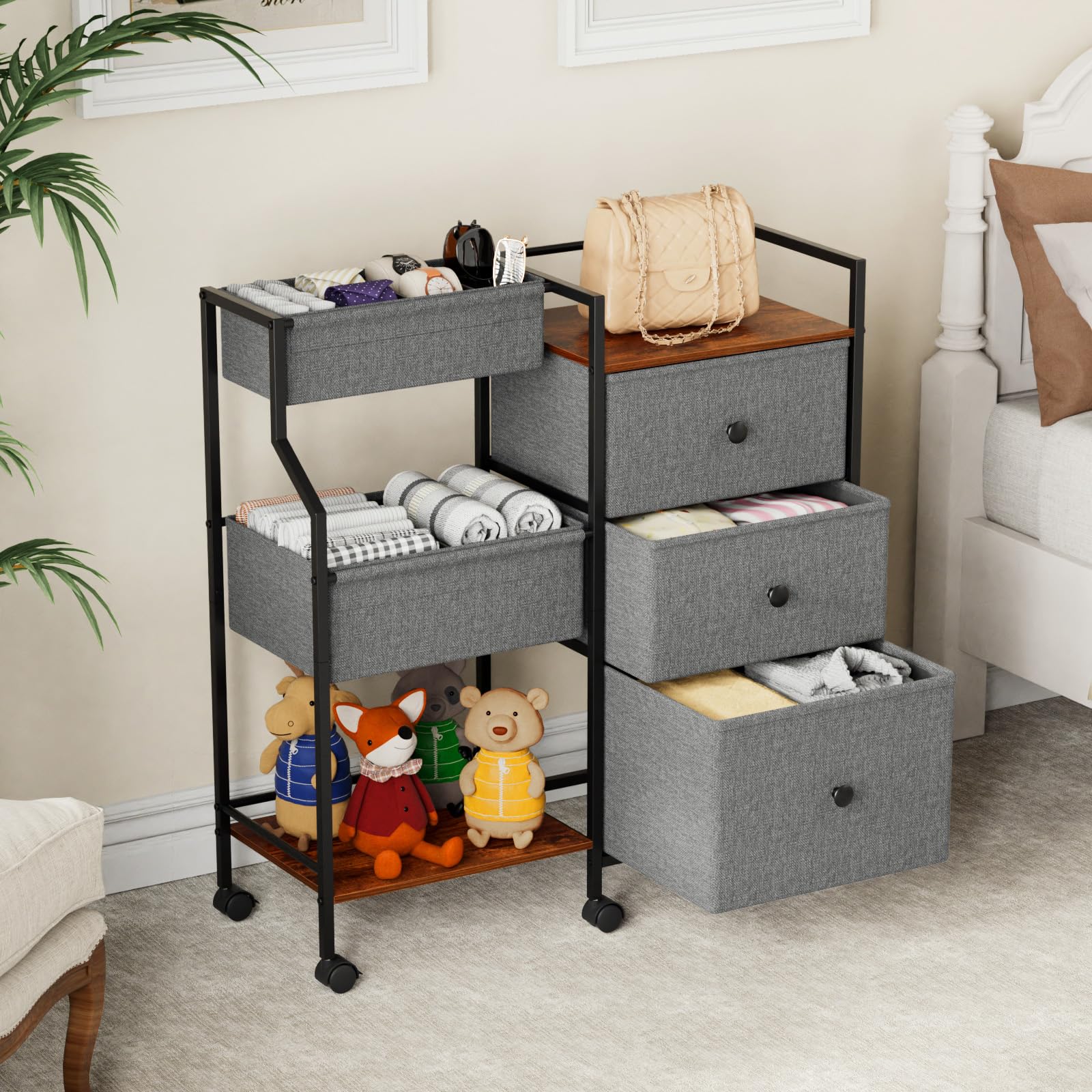 Modanais detachable dividers help organize items neatly and flexibly.