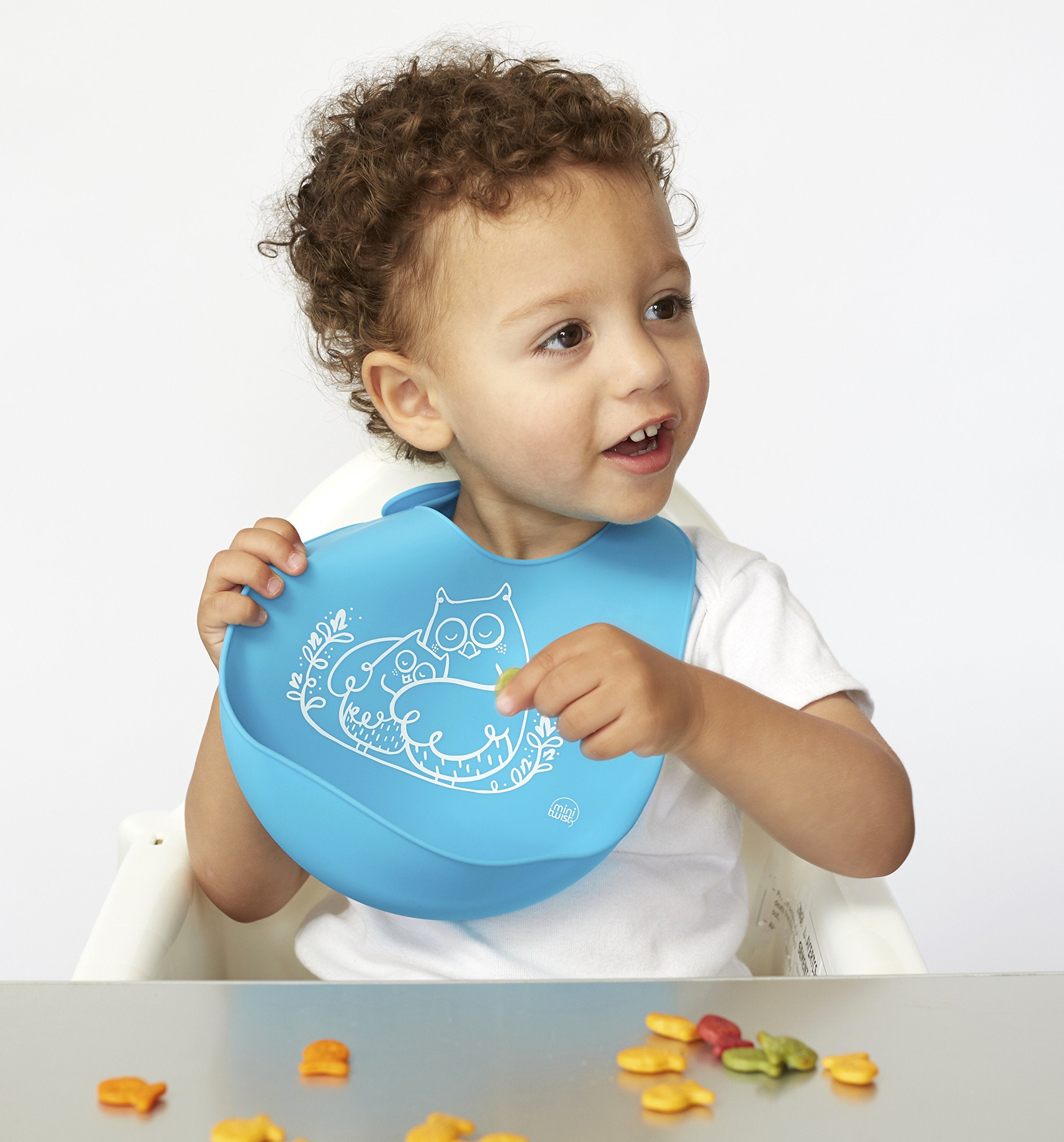 MODERN-TWIST bucket bib dishwasher-safe for quick cleaning
