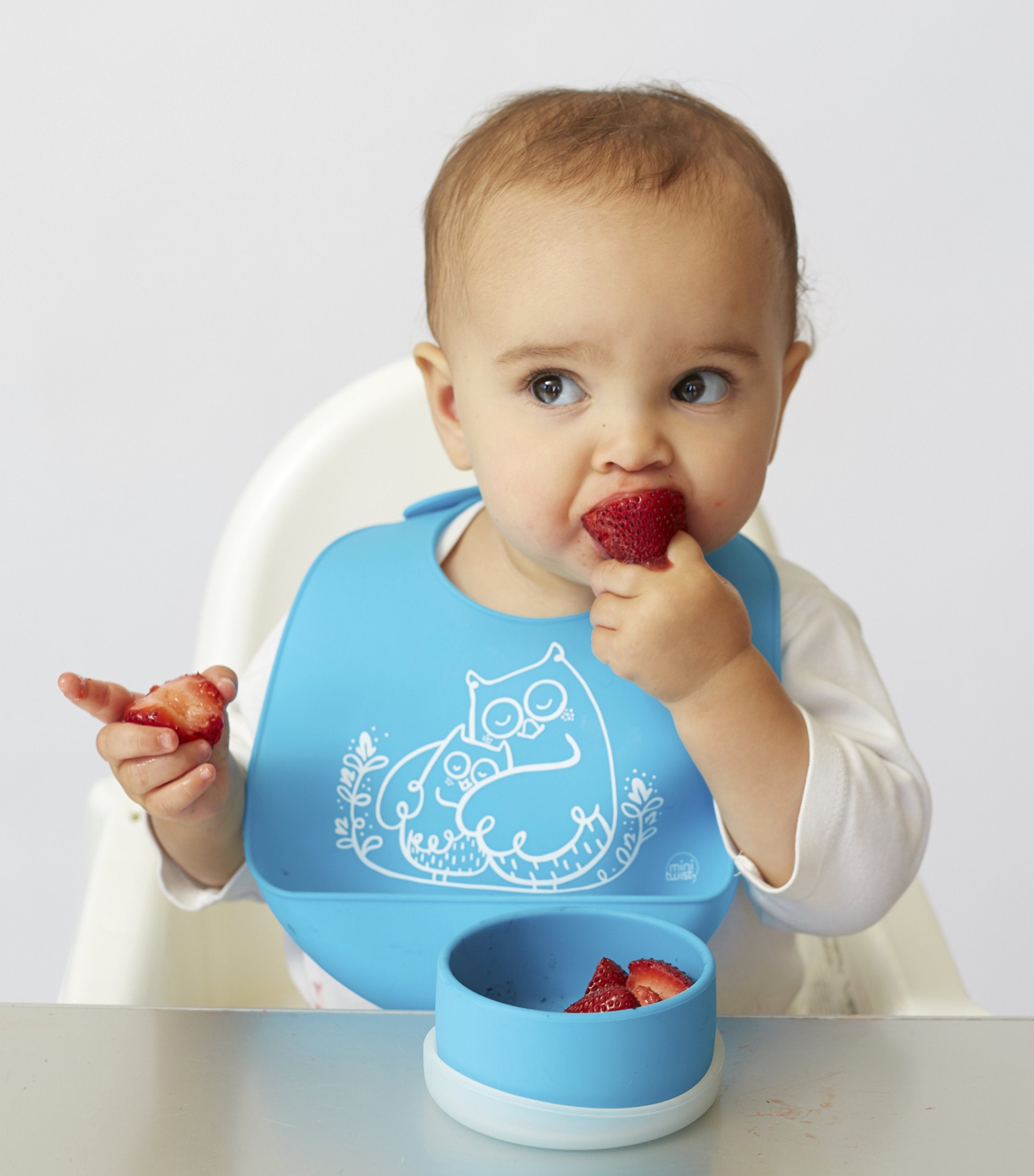 MODERN-TWIST bucket bib made of 100% food-grade silicone, plastic-free