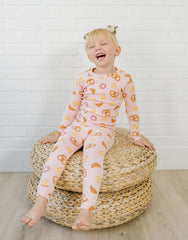 Moimoln Cookie Friends print PJs with playful bedtime design.
