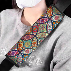 Mokiwala seat belt pad showing soft neoprene strap and smooth texture.