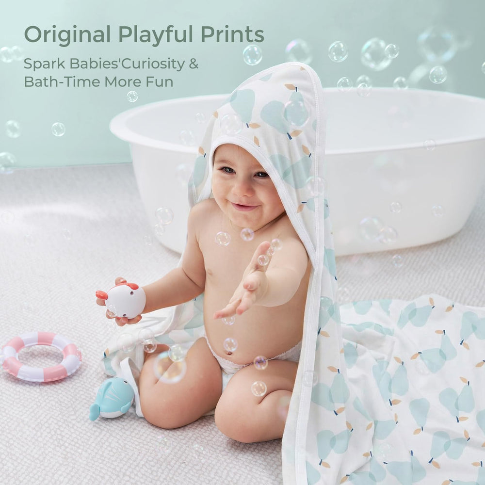 Momcozy Absorbent knit hooded towel dries baby skin quickly