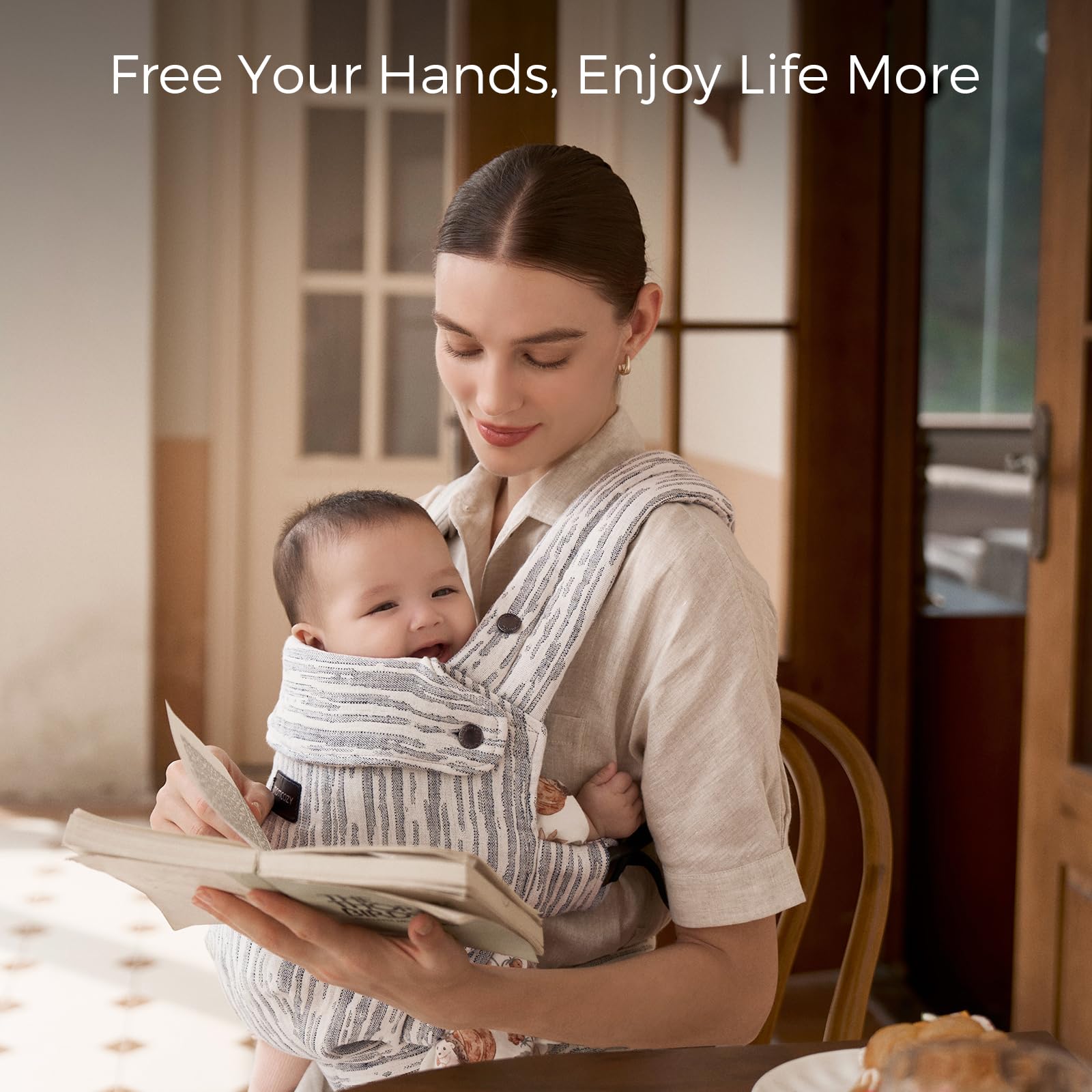 Momcozy Herihuge adjustable straps for secure, customizable fit