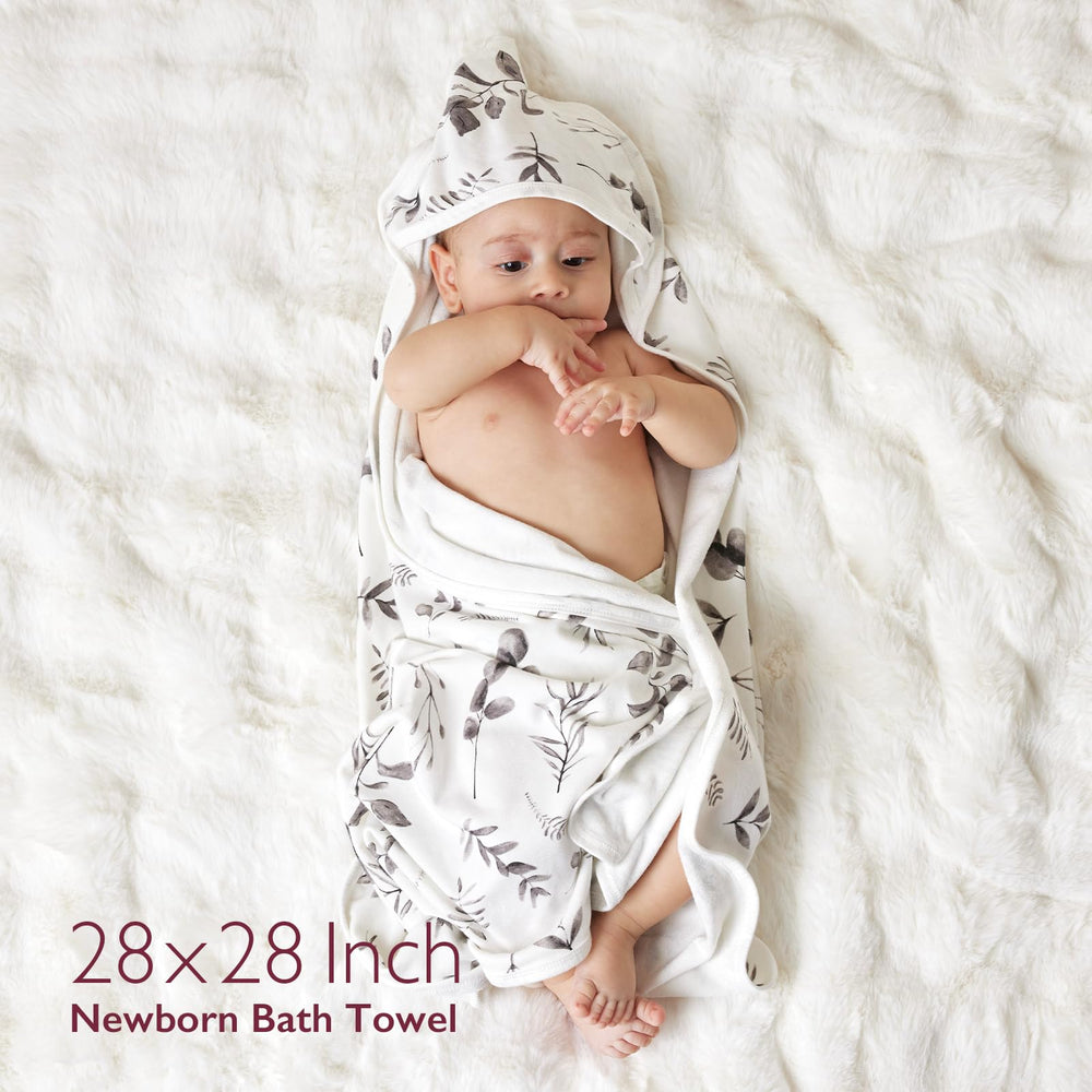 Momcozy leaves design towel supports gentle drying after baths