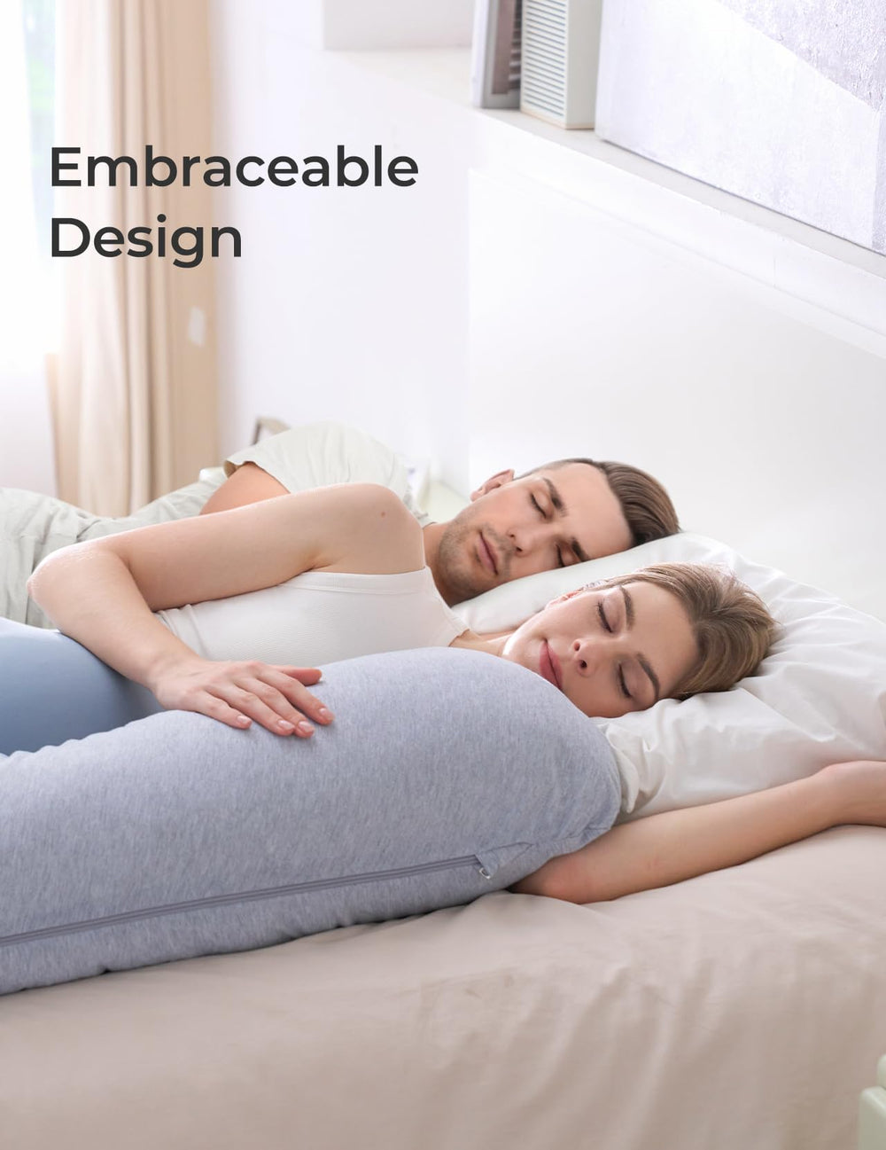Momcozy skin-friendly synthetic fiber fill delivers plush, lasting comfort.
