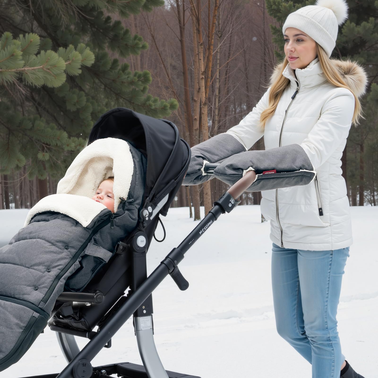 Momcozy Stroller Gloves weatherproof design protects hands in cold conditions.