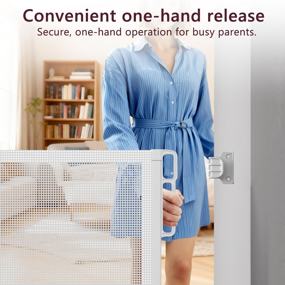 Momfree gate suitable for indoor and outdoor spaces