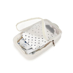 MOMIGO bag made of water-resistant polyester to keep items dry.