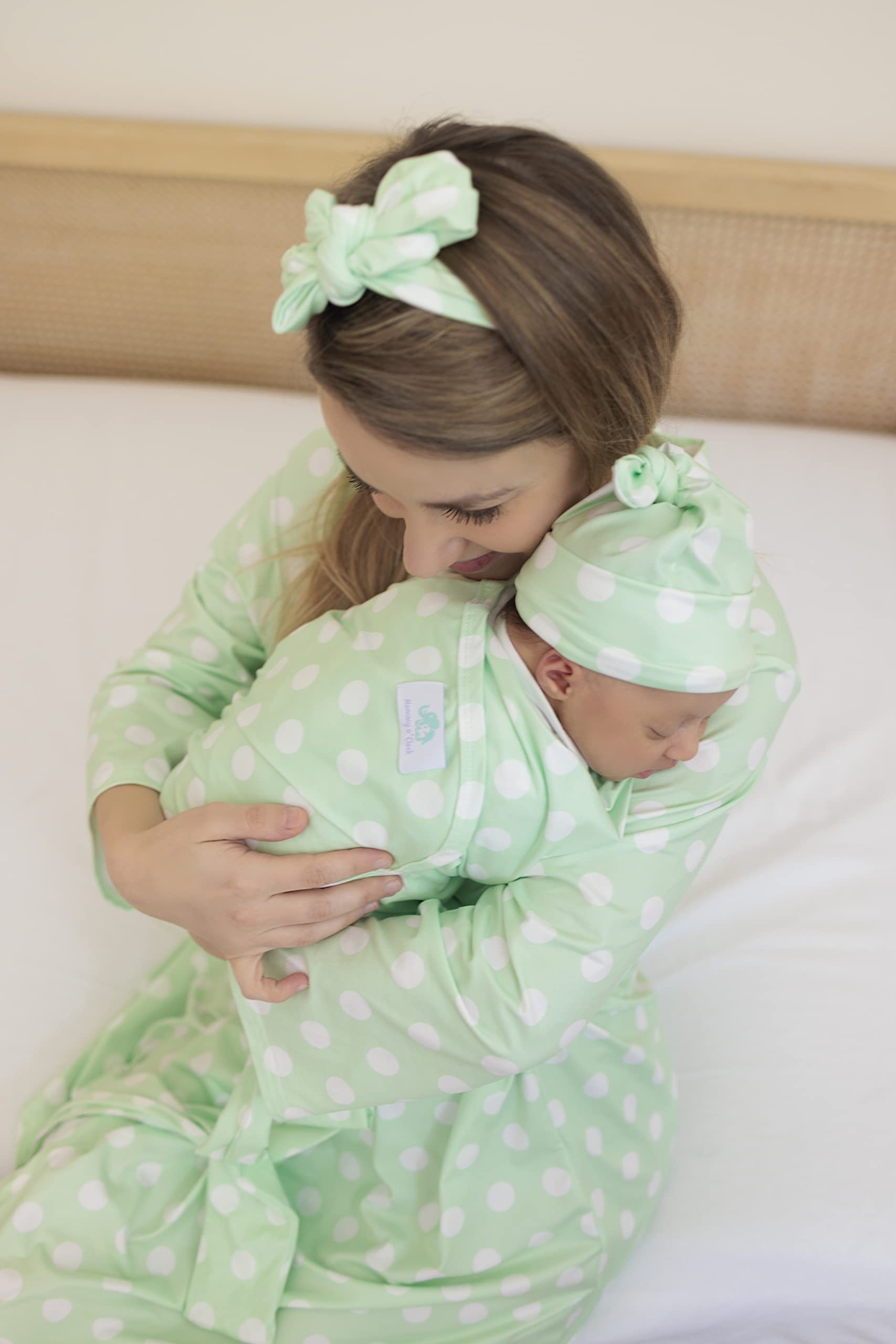 MOMMY O CLOCK swaddle blanket 32x32 inches for easy wrapping.