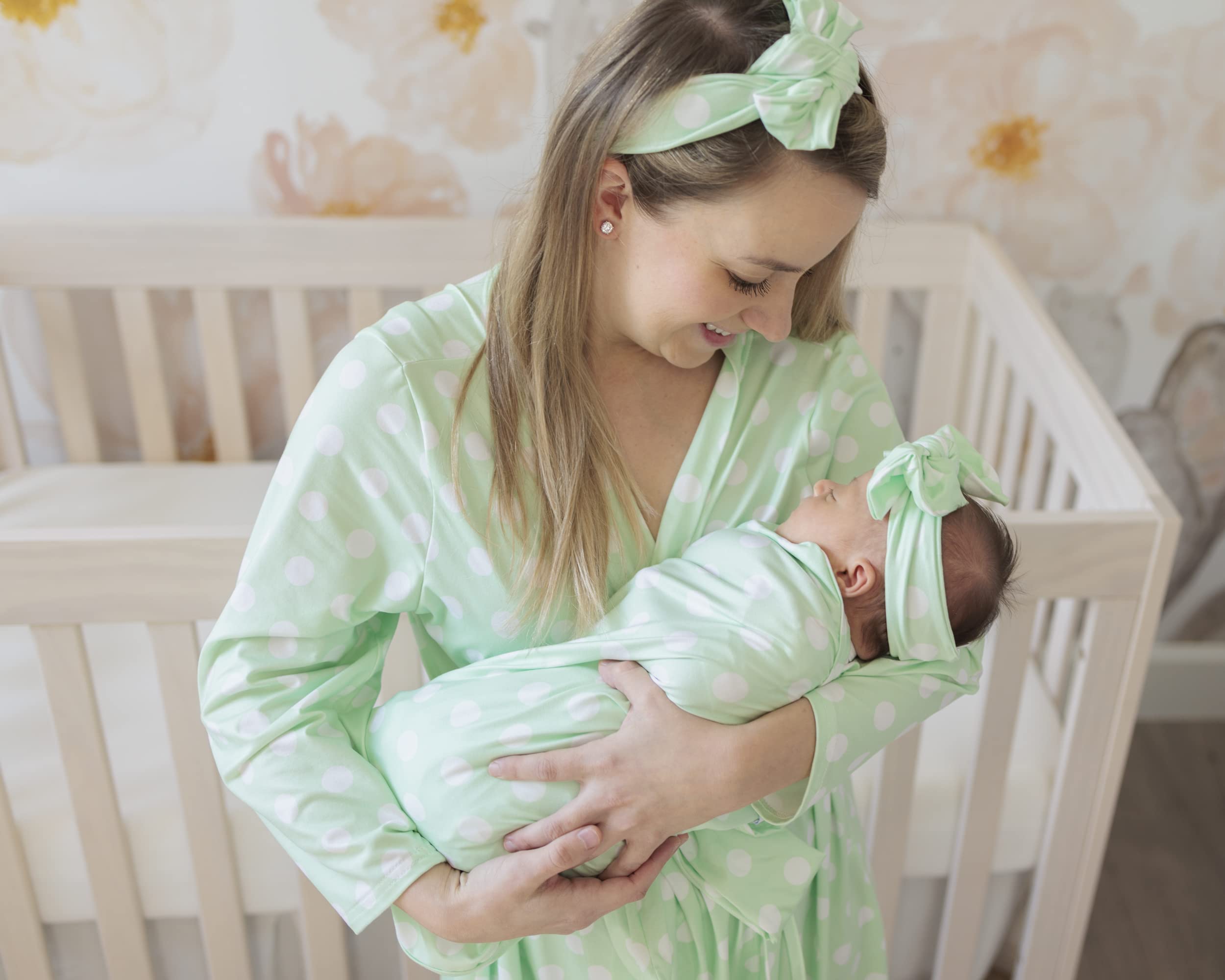 MOMMY O CLOCK baby swaddle blanket Mint Polka Dots keeps baby cozy and skin-friendly.