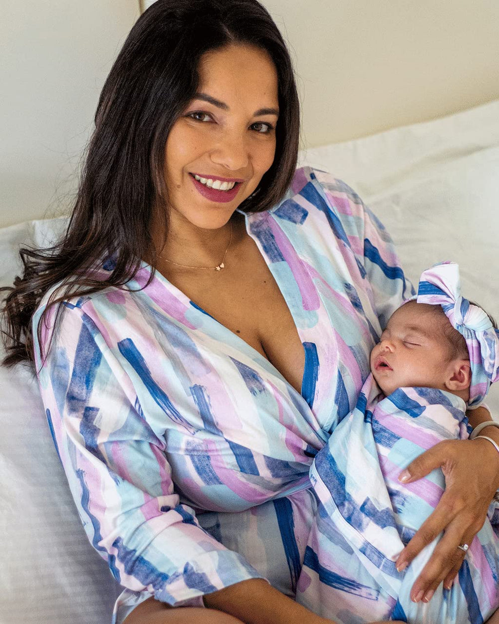 MOMMY O CLOCK baby swaddle blanket feels soft and breathable for newborn skin.