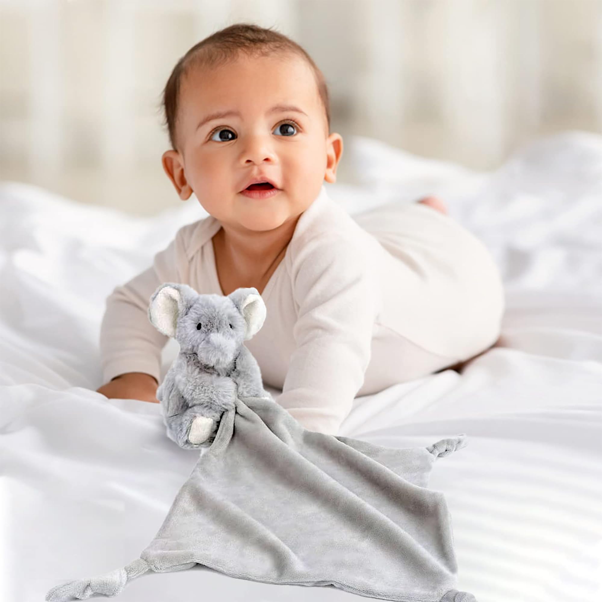 MON AMI Ozzy plush lovey measures 13.5 inches, easy for little hands.