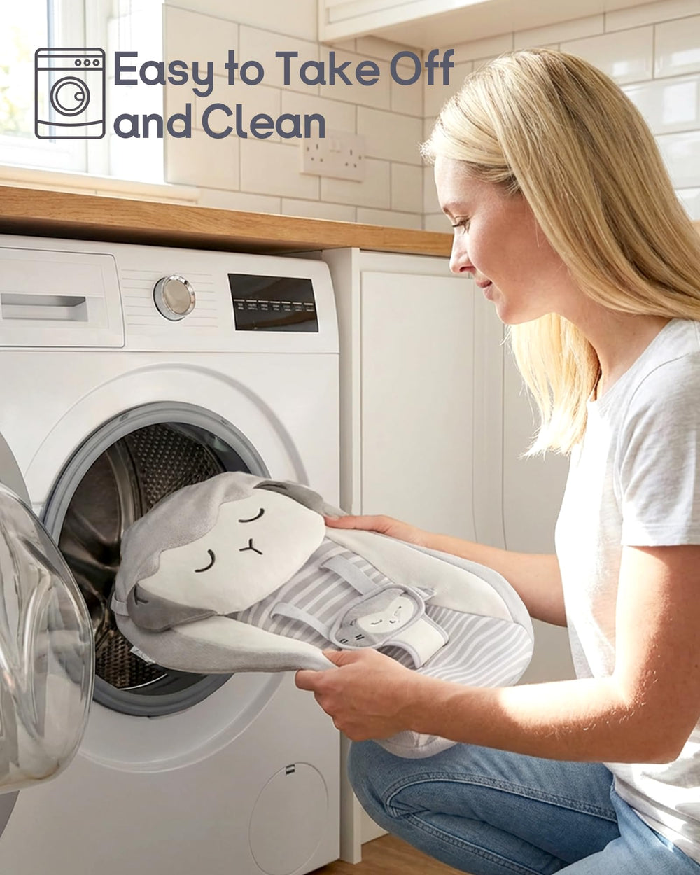 Monniebaby folds compactly for easy storage when not in use.