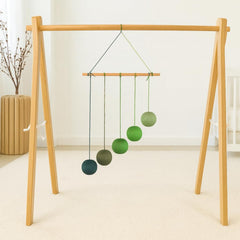 Montessori Baby Mobile Set Dancer – airy figures encourage gentle attention.