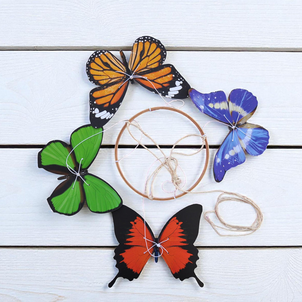 Montessori Baby Mobile Set hanging assembly – ready for crib or play gym.