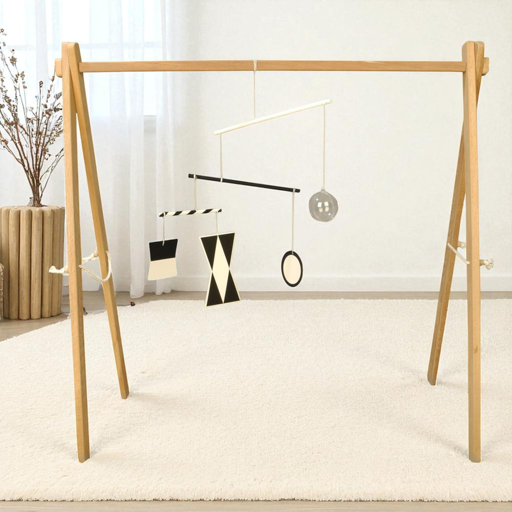 Montessori Baby Mobile Set Octahedron – geometric shapes support depth perception and focus.
