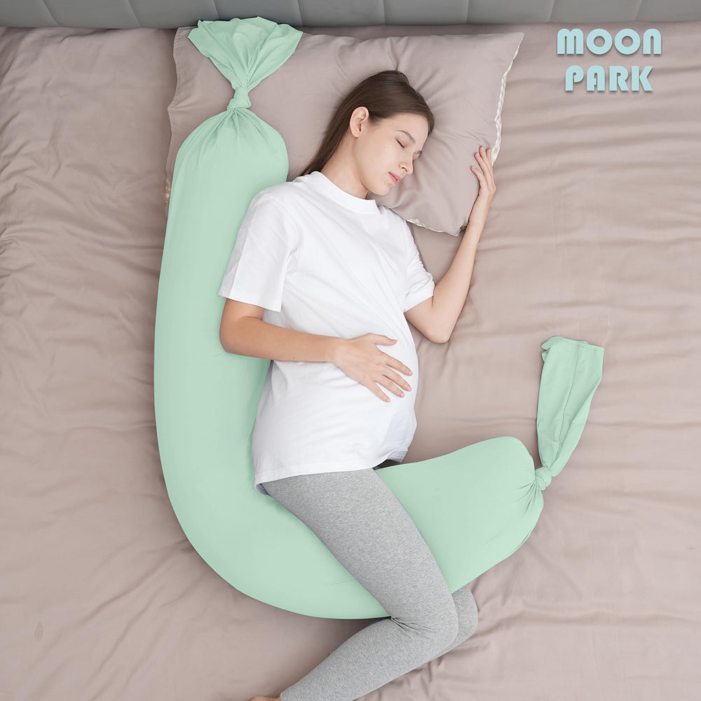 MOON PARK polyester-filled pillow maintains softness and loft overnight