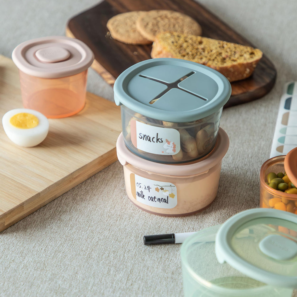 Moonkie colorful set lets toddlers pick their favorite container.