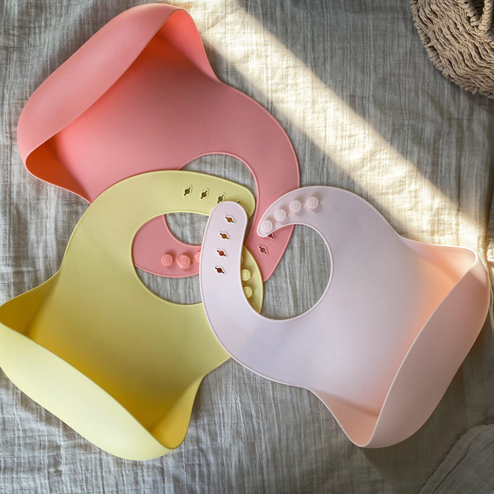 Moonkie silicone bib is dishwasher safe for quick cleanup