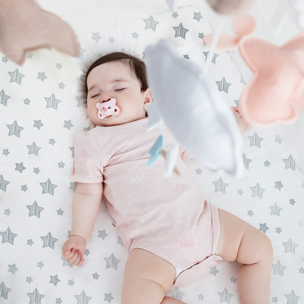 Moonsea 4-pack crib sheets set helps create a coordinated nursery look.