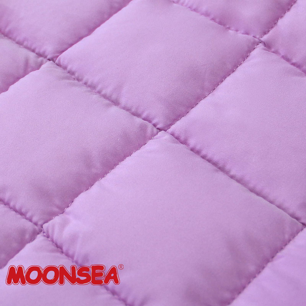 Moonsea travel-friendly design keeps nap time on the move