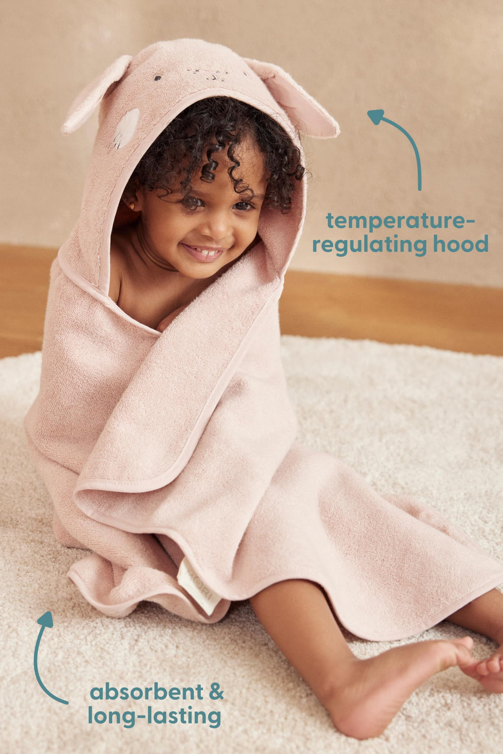 One-size MORI towel in grey designed for babies and toddlers