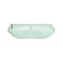 Moss and Fawn rollable closure snaps enable quick, compact storage.