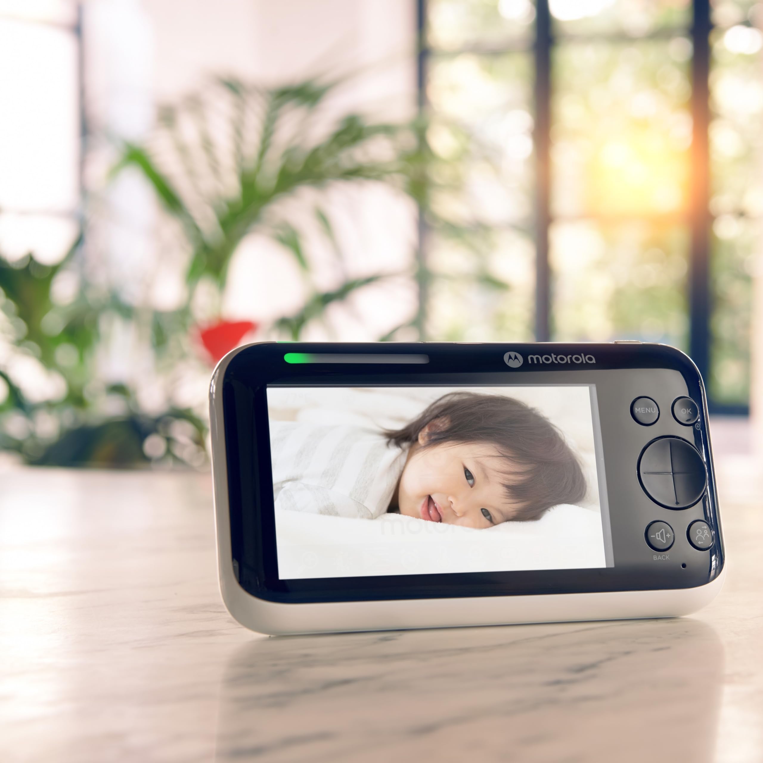 Motorola Nursery Monitor showing two cameras for broad room coverage
