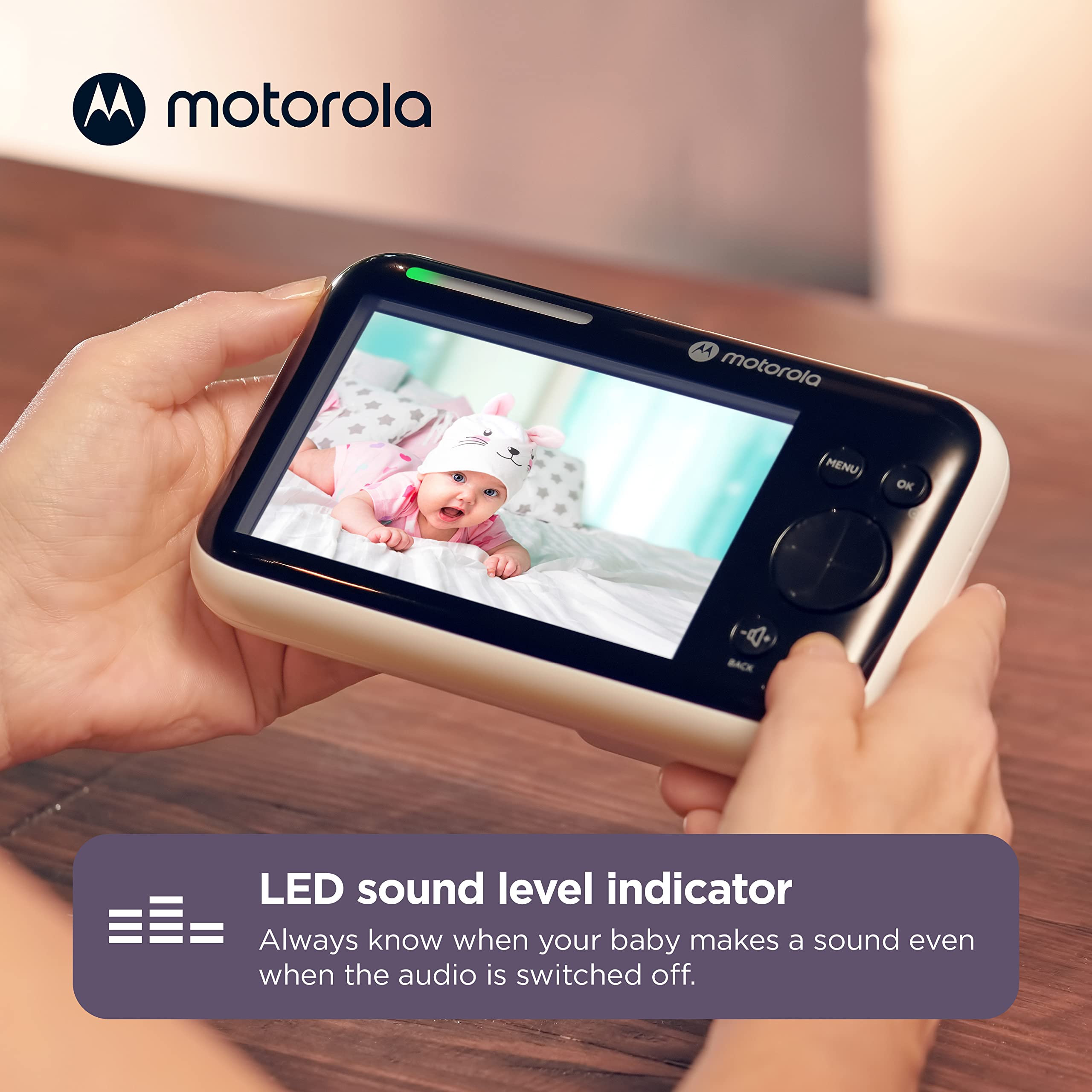 Motorola Nursery PIP1500 pan-tilt-zoom helps you frame the crib area precisely.