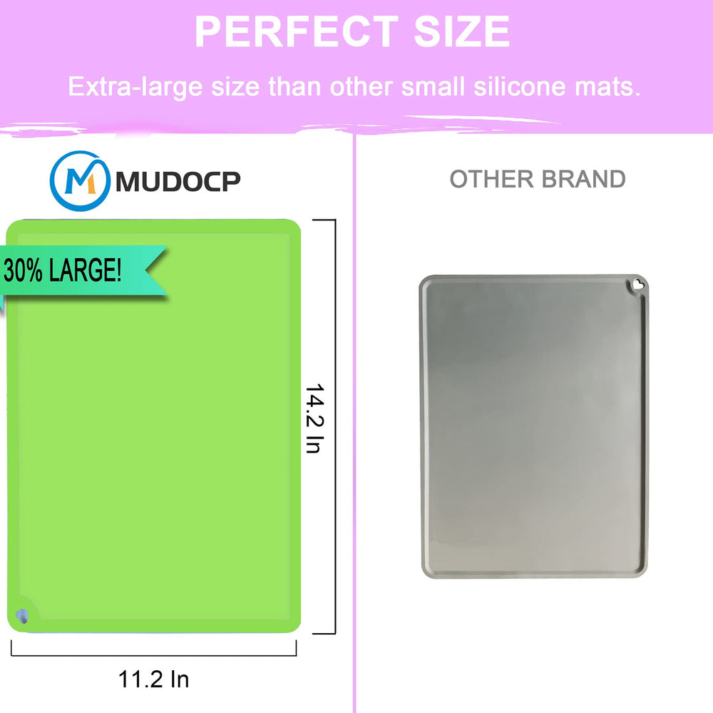 Mudocp blue placemat in restaurant setting, ideal for on-the-go meals.