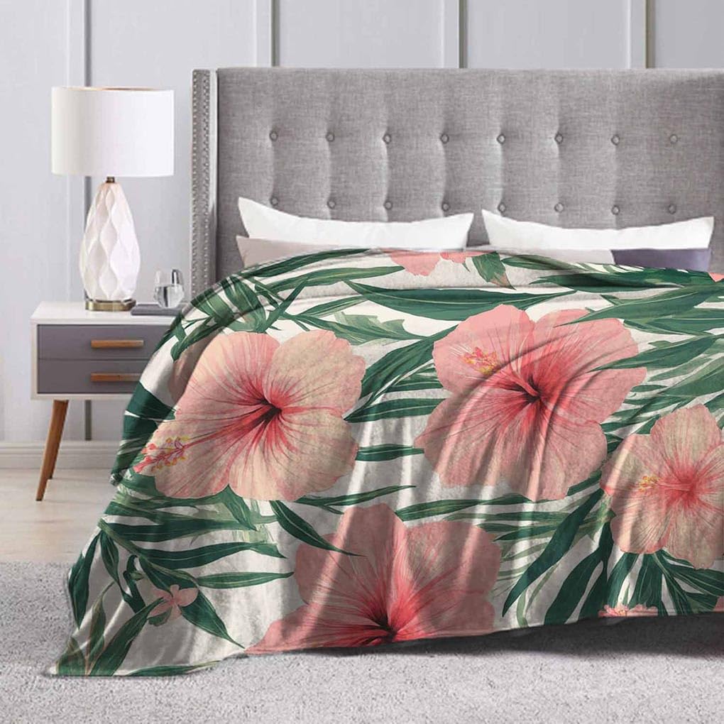 Mugod exotic leaves texture highlights durable warmth for chilly nights