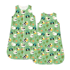 Muishi Funny Cow wearable blanket in use, cozy comfort for newborns