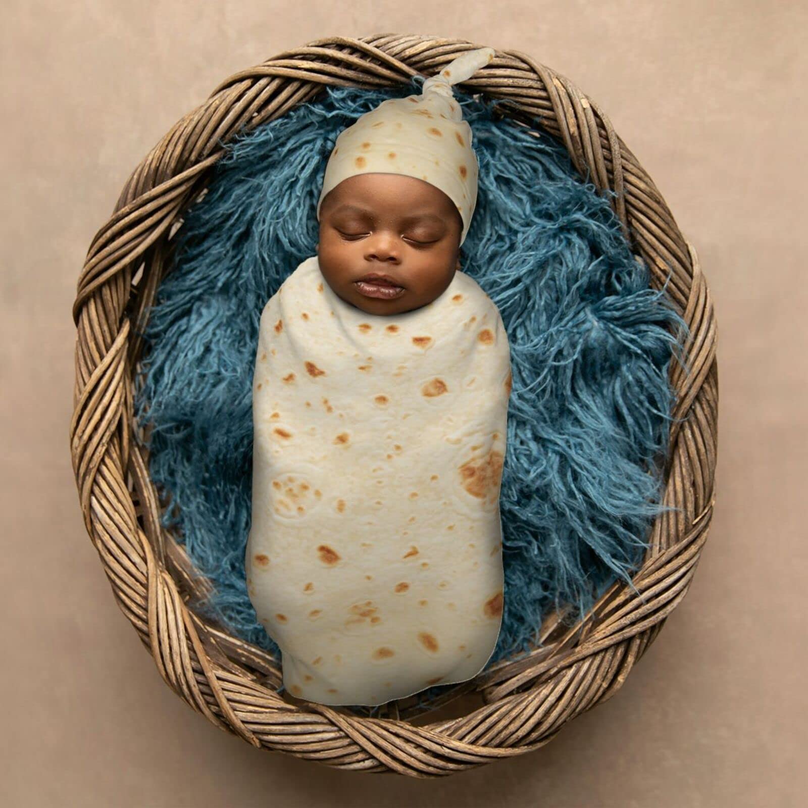 Muishi no-zip swaddle design with smooth edges
