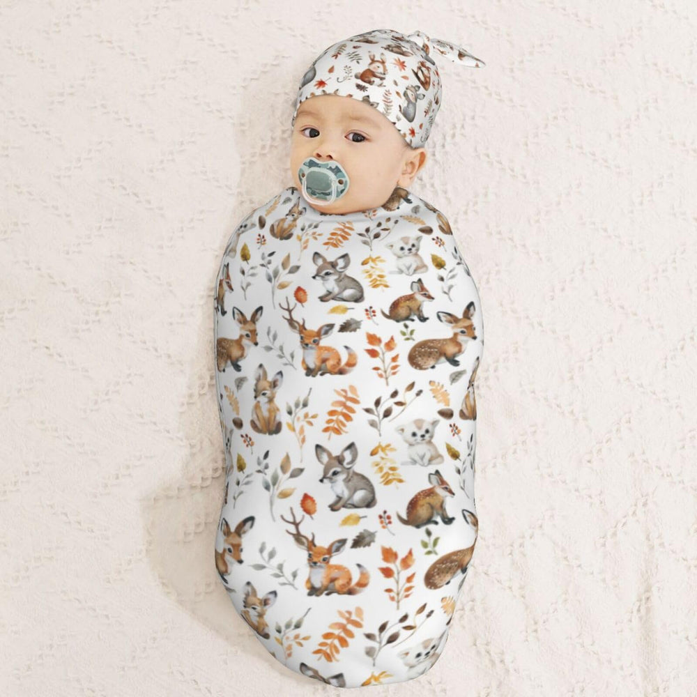 Muishi soft polyester fabric close-up, gentle touch ideal for delicate baby skin.
