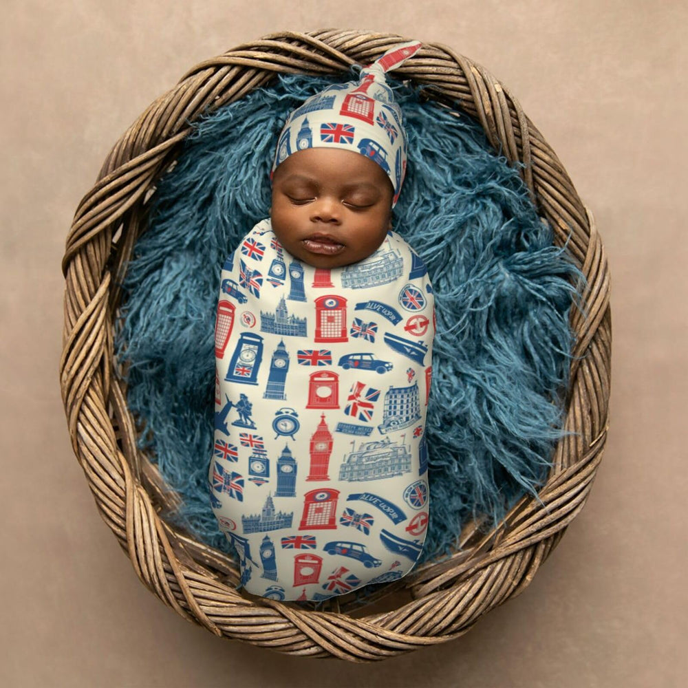 Muishi Vintage British Flag swaddle fabric is soft, elastic, and easy to wear.
