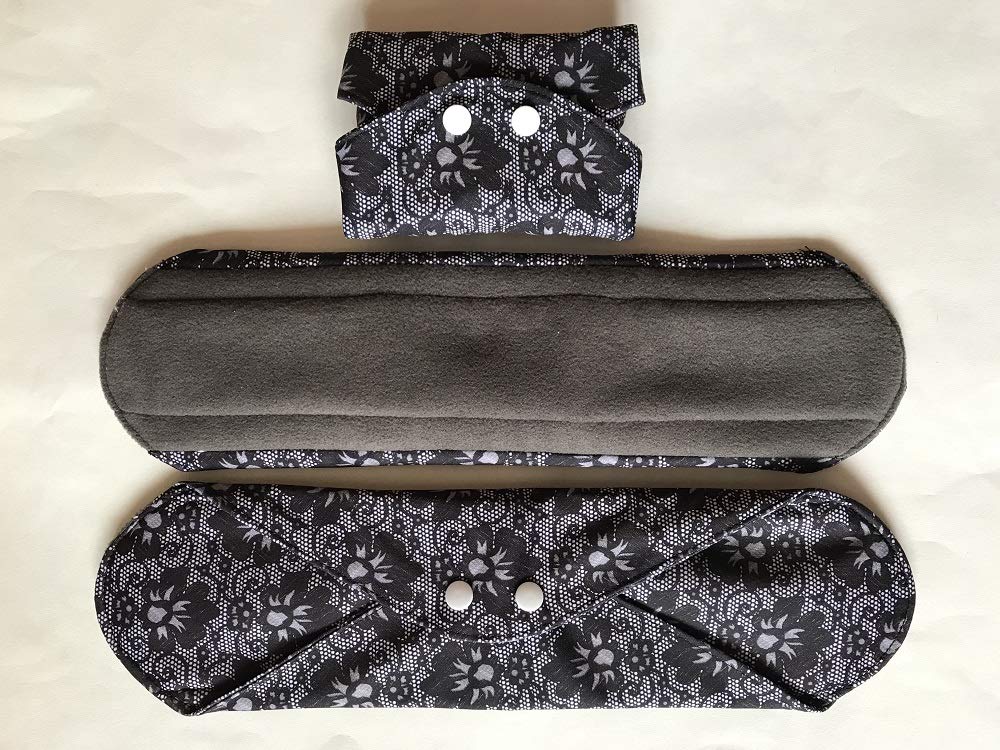 MUMBABY charcoal bamboo top layer close-up for skin-friendly comfort