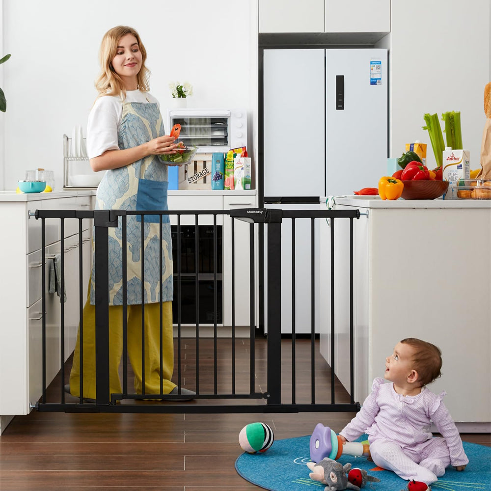 Mumeasy baby gate walk-through door open for easy stroller transfer