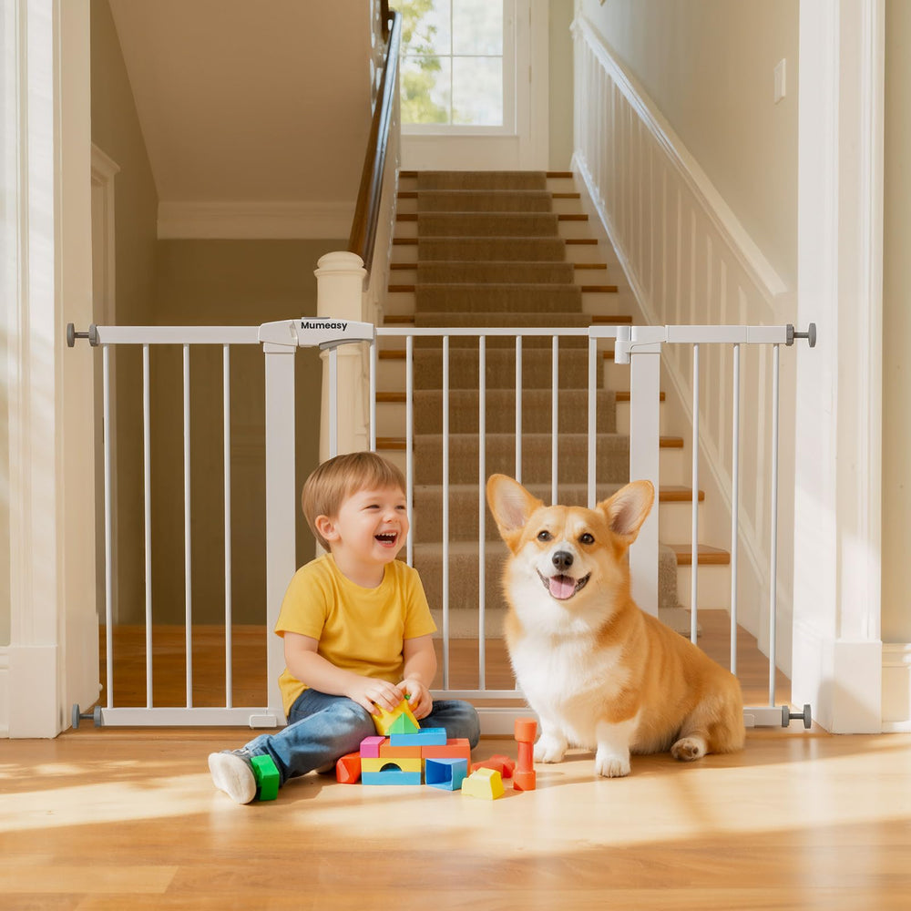Mumeasy wide gate adapts from 29.7 to 51 inches for stairs and doorways