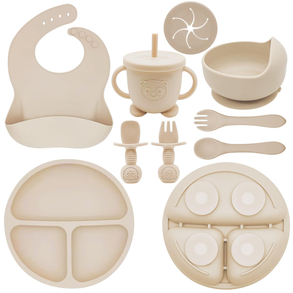 Munlinder silicone baby feeding set with suction bowl for mess-free mealtime.