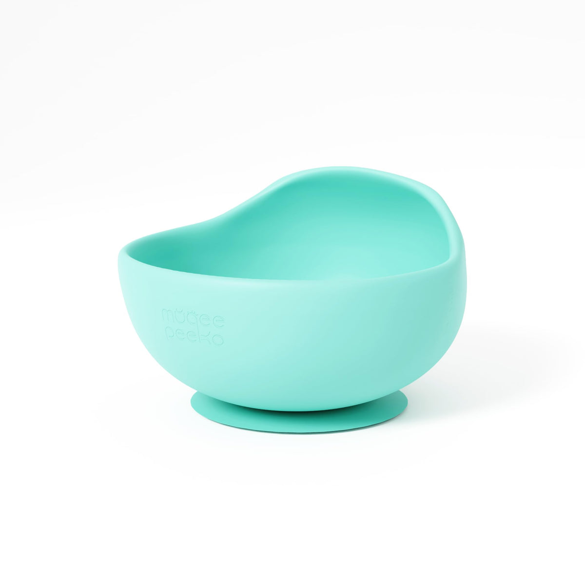 Muqee Peeko suction bowl on table reduces spills during mealtime