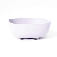 Muqee Peeko sweet lilac suction bowl keeps meals neat during baby-led feeding.