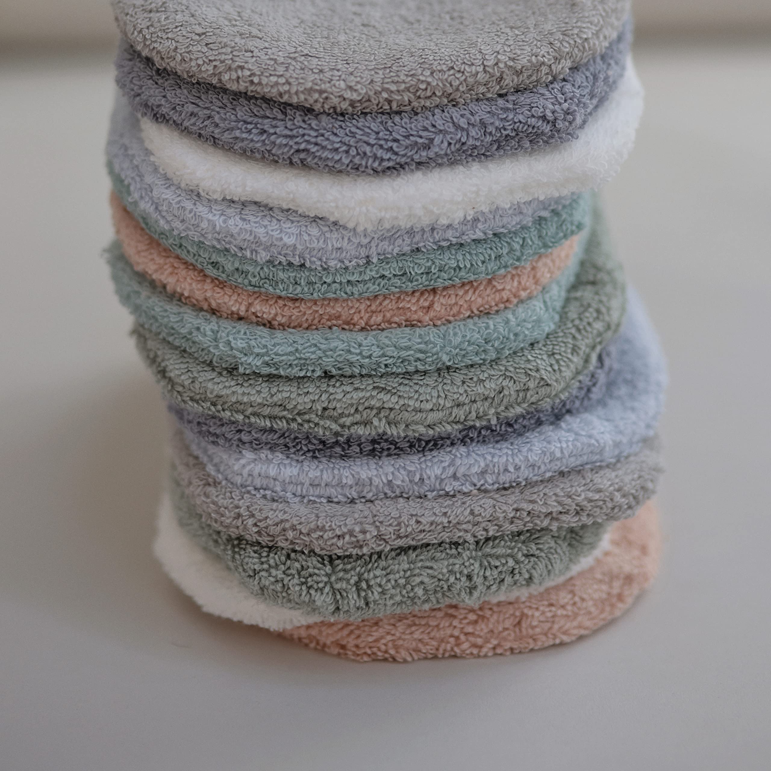 Mushie soft absorbent mitt for gentle lather and rinse