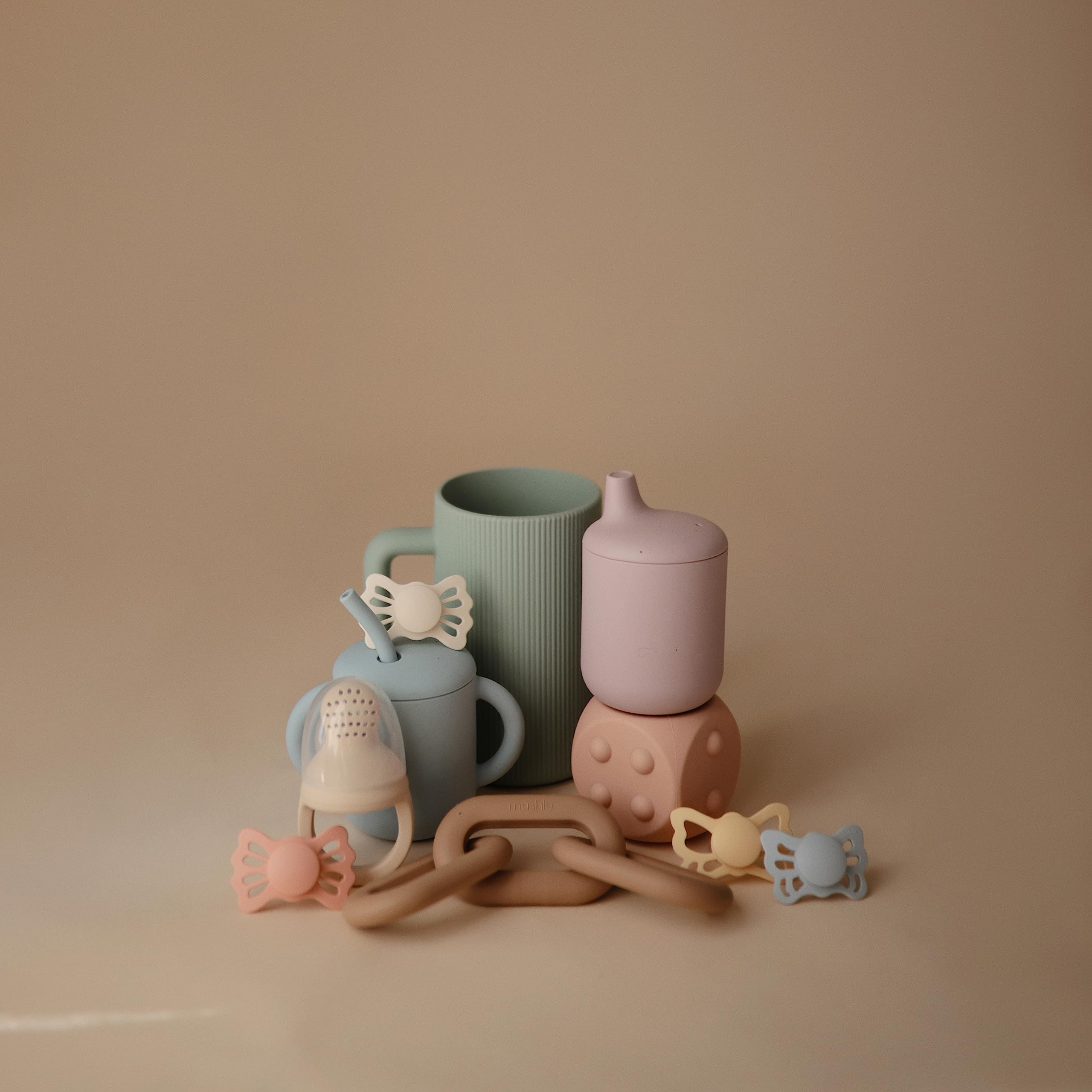 Mushie Bath Rinse Cup made from 100% food-grade silicone material