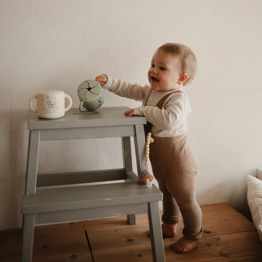 Mushie Bluey 400 mL capacity fits toddler snacks.