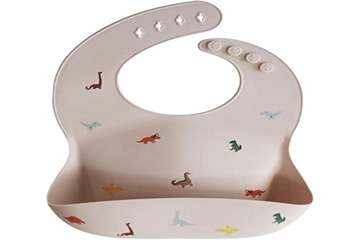 Mushie silicone bib is food-grade, BPA-free, safe for babies.