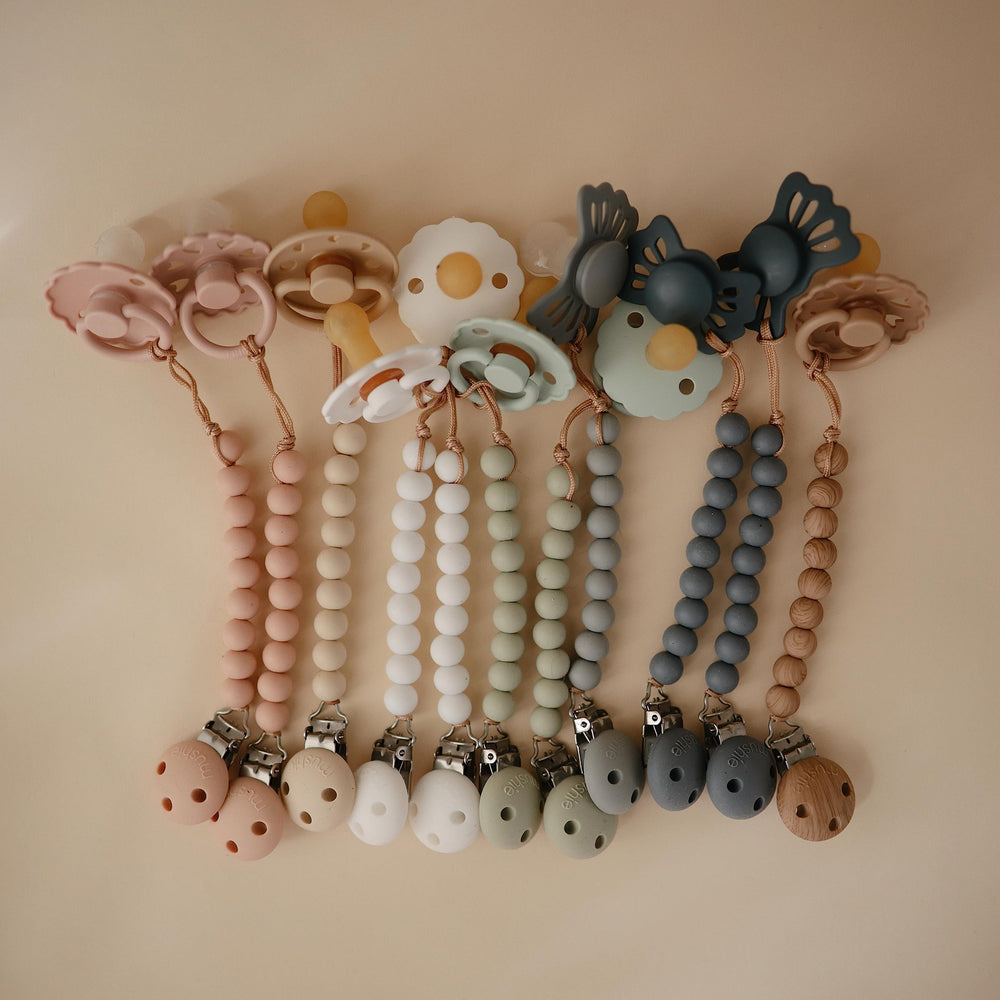 Mushie Hera durable silicone stands up to everyday use and playtime.