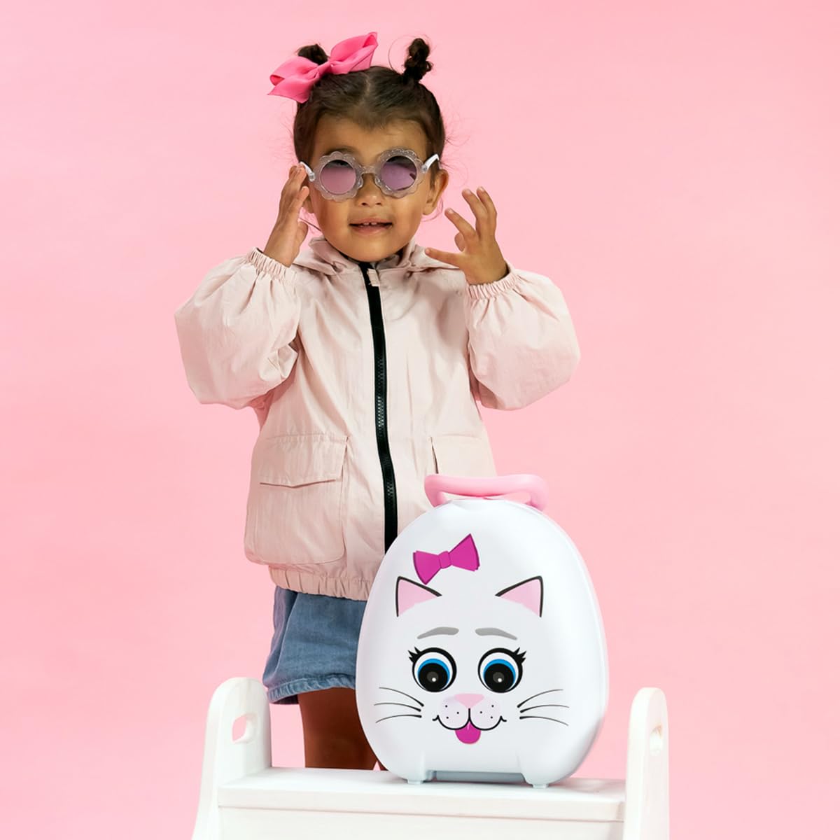 Compact, portable potty ideal for nursery and holidays.