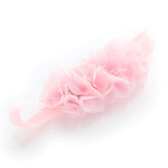 My Lello newborn-friendly headband size promotes comfortable wear during photography sessions.