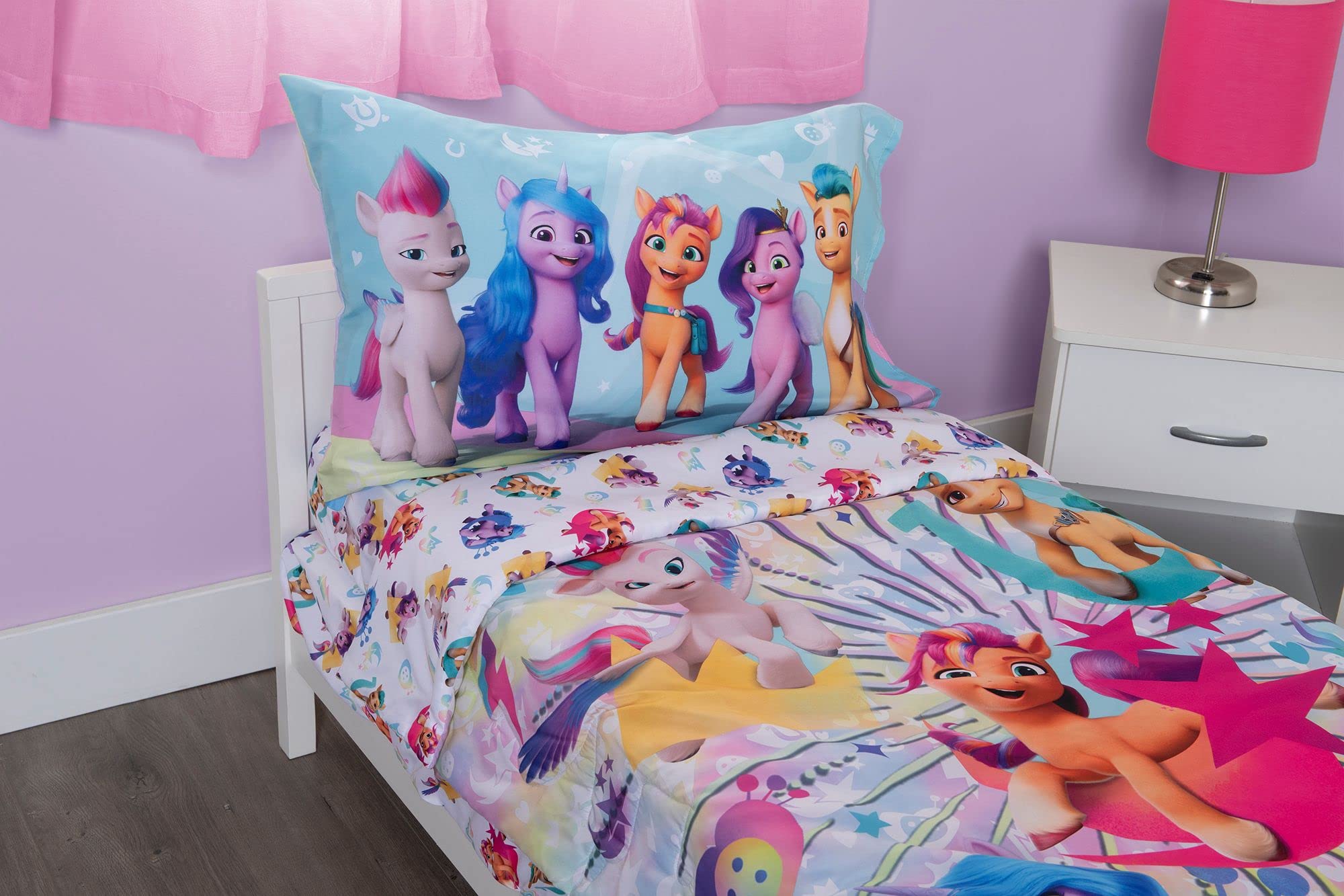 My Little Pony fitted sheet fits standard crib/toddler mattress.