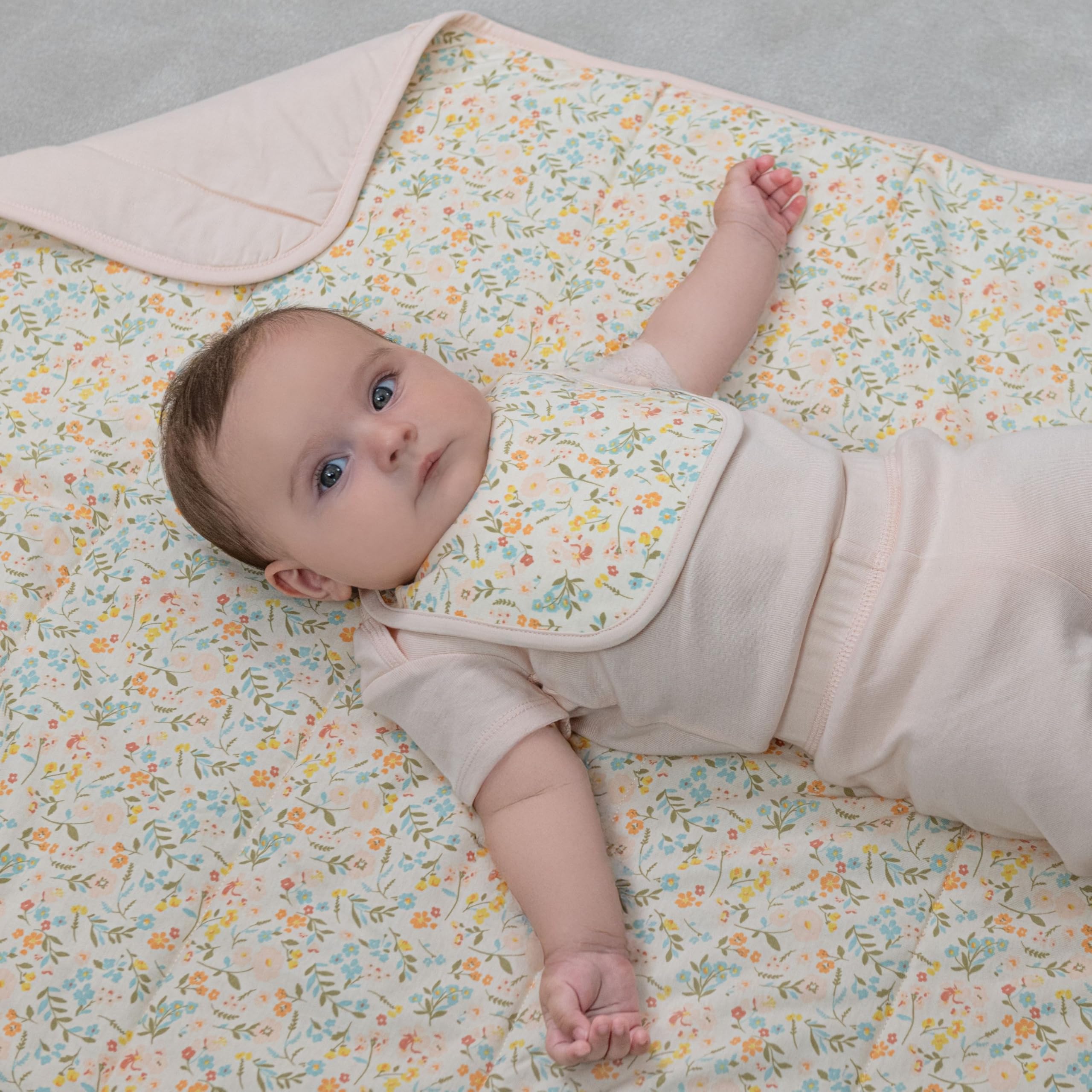MY LITTLE ZONE pink back reversible blanket offers soft, breathable comfort for everyday use.